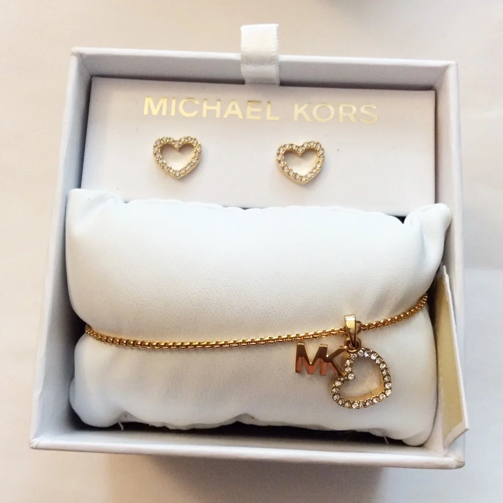 Michael Kors Pave Heart Earrings & Bracelet NWT - Picture 3 of 4